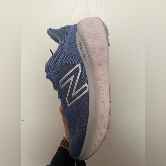 New Balance Running Shoes NWT - Picture 8 of 10
